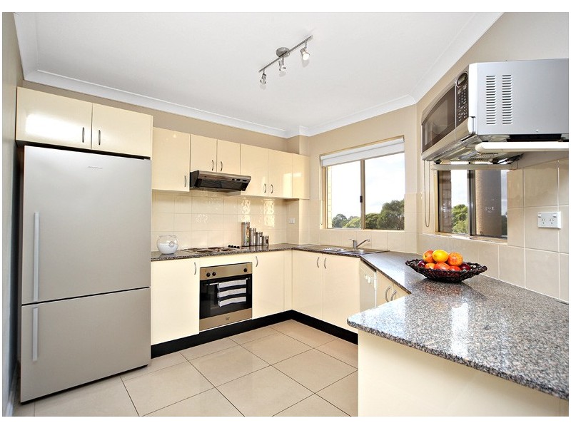 23/1 Hillview Street, Roselands NSW 2196