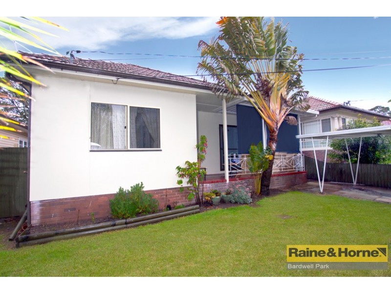 20 Blenman Avenue, Punchbowl NSW 2196