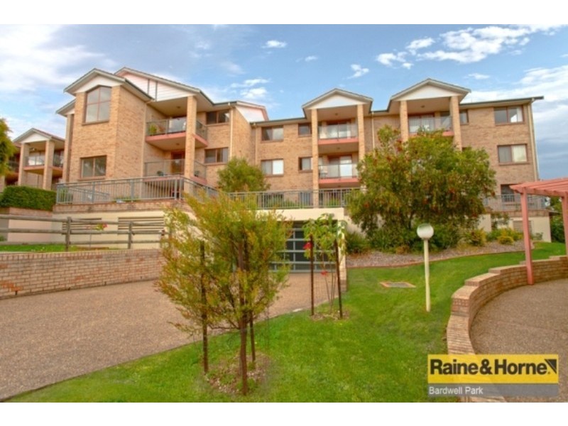 35/28-34 Leonay Street, Sutherland NSW 2232