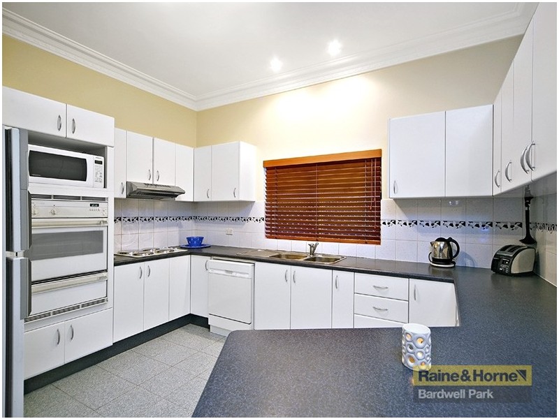 2 Tomkins Street, Bexley North NSW 2207