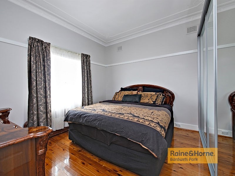 9 Heath Street, Bexley North NSW 2207