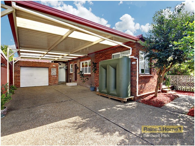 29 Vivienne Street, Kingsgrove NSW 2208