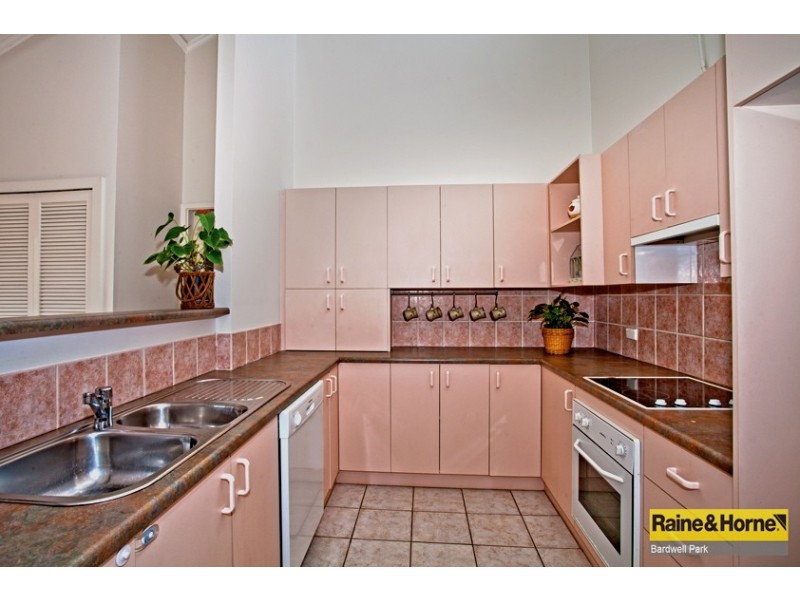 12 Dennis Place, Beverly Hills NSW 2209