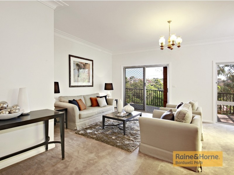 3 Earlwood Crescent, Bardwell Park NSW 2207