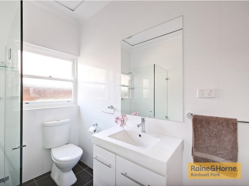 3 Earlwood Crescent, Bardwell Park NSW 2207