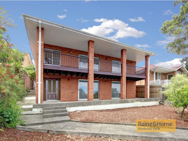 3 Earlwood Crescent, Bardwell Park NSW 2207