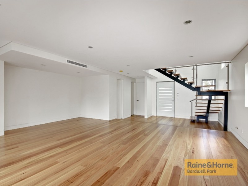 3 Baringa Road, Earlwood NSW 2206