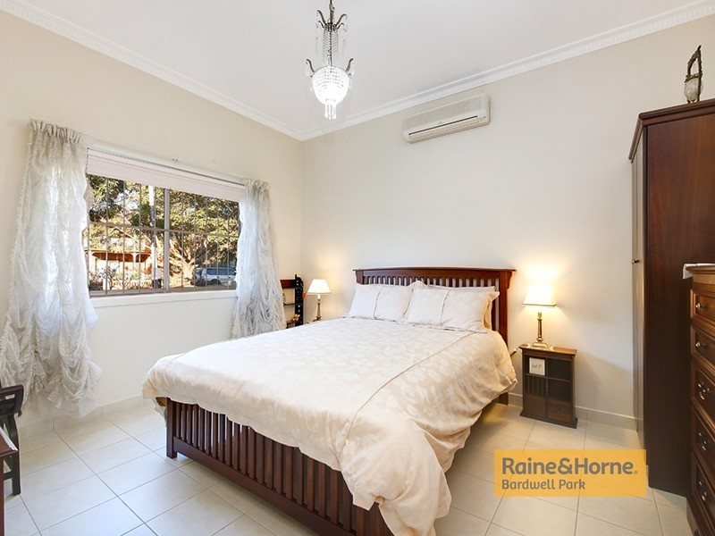 17 Ryrie Road, Earlwood NSW 2206