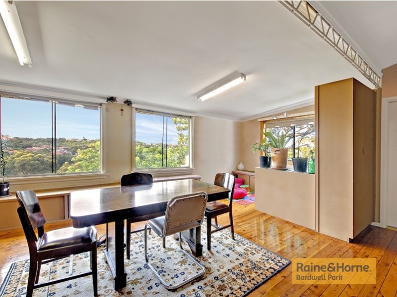 15 East Street, Bardwell Valley NSW 2207