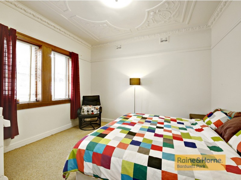 15 East Street, Bardwell Valley NSW 2207