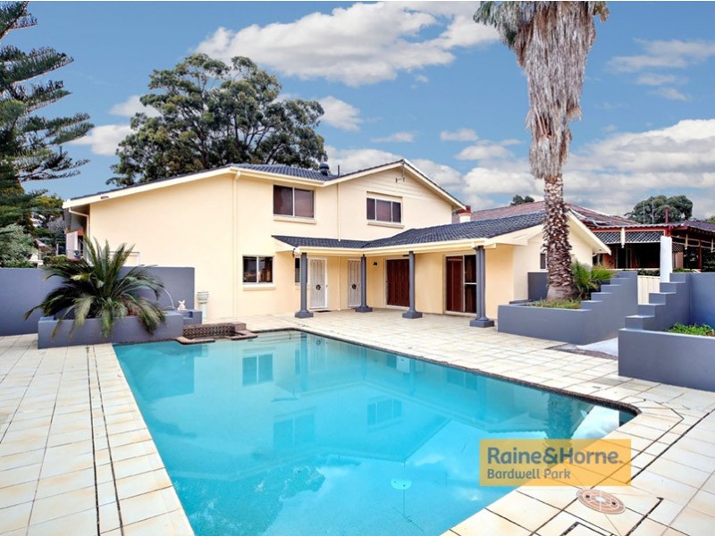 20 Torrens Street, Blakehurst NSW 2221