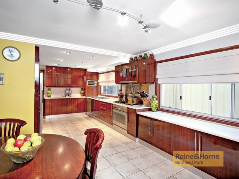 20 Torrens Street, Blakehurst NSW 2221