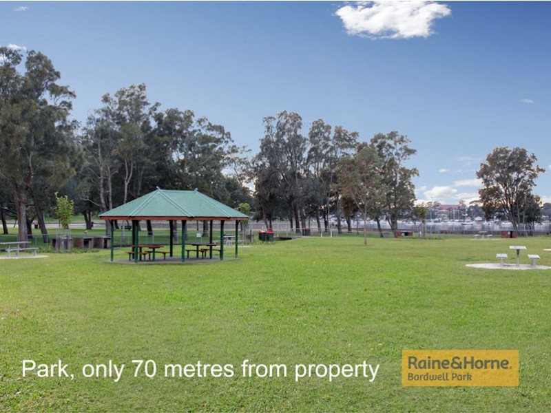 20 Torrens Street, Blakehurst NSW 2221