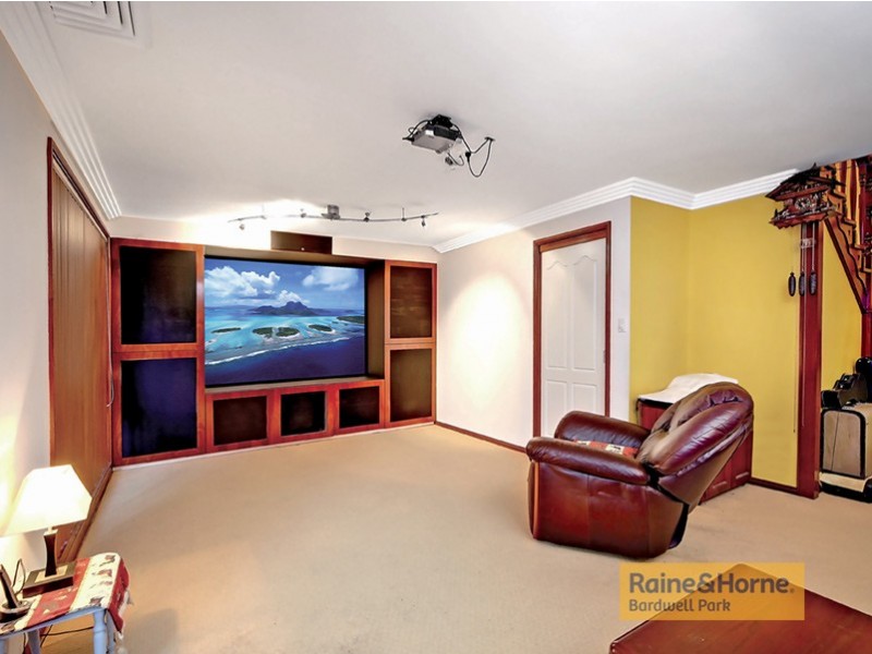 20 Torrens Street, Blakehurst NSW 2221