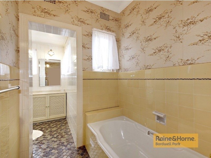 38 Lambert Road, Bardwell Park NSW 2207