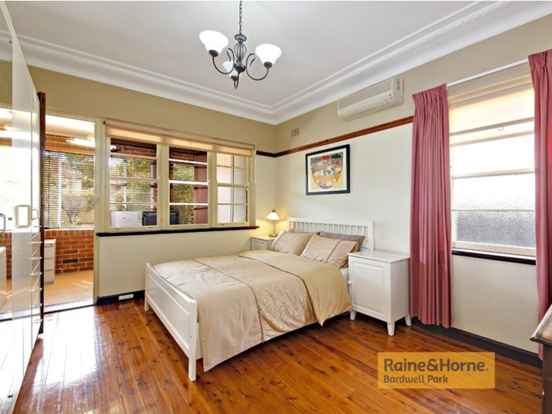 3 John Street, Bardwell Valley NSW 2207