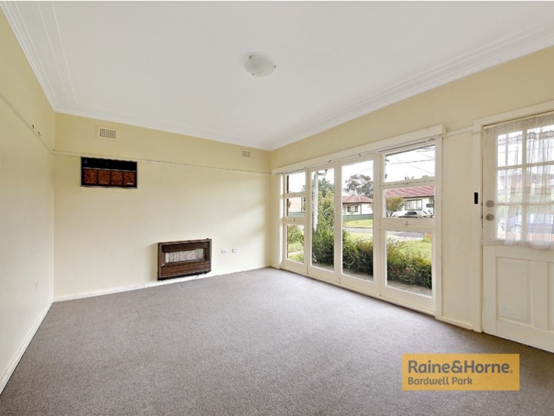 3 Elke Crescent, Chester Hill NSW 2162