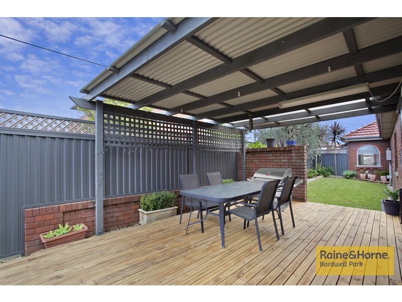1A Todd Street, Kingsgrove NSW 2208