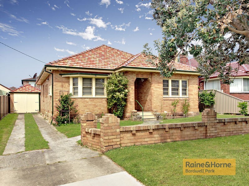 22 Berith Street, Kingsgrove NSW 2208