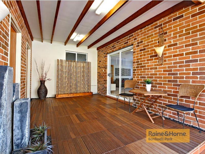 12 Kiewarra Street, Kingsgrove NSW 2208