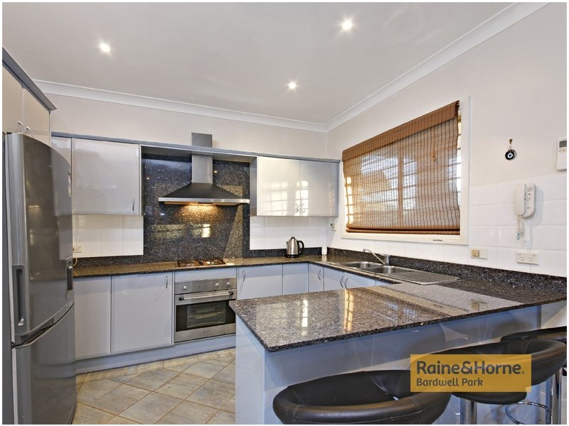 1 Werona Avenue, Punchbowl NSW 2196