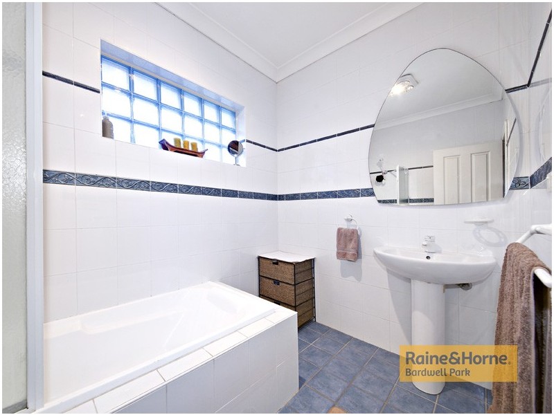 1 Werona Avenue, Punchbowl NSW 2196