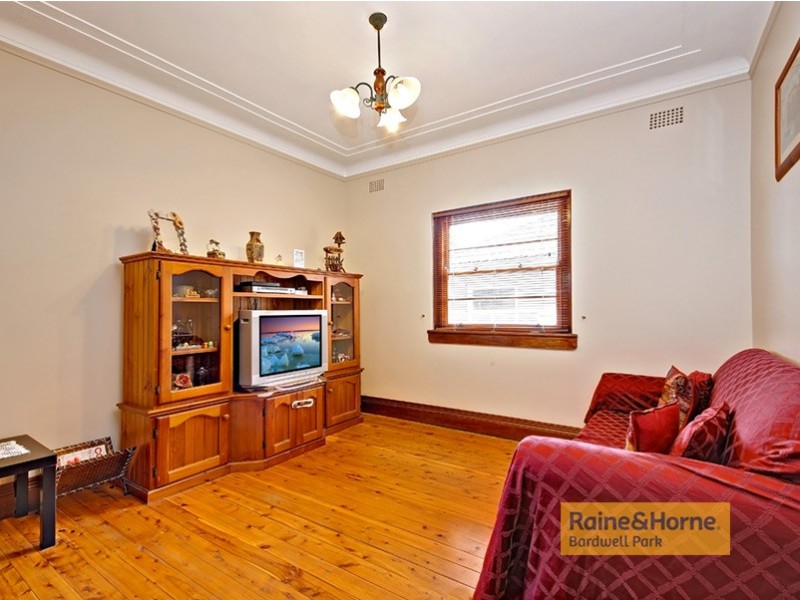 8 Water Street, Bardwell Park NSW 2207