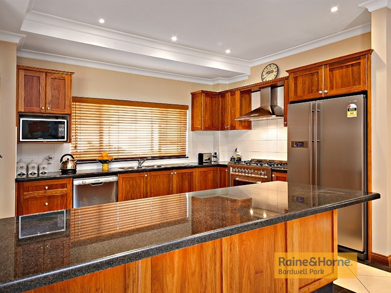 4 Roy Street, Kingsgrove NSW 2208