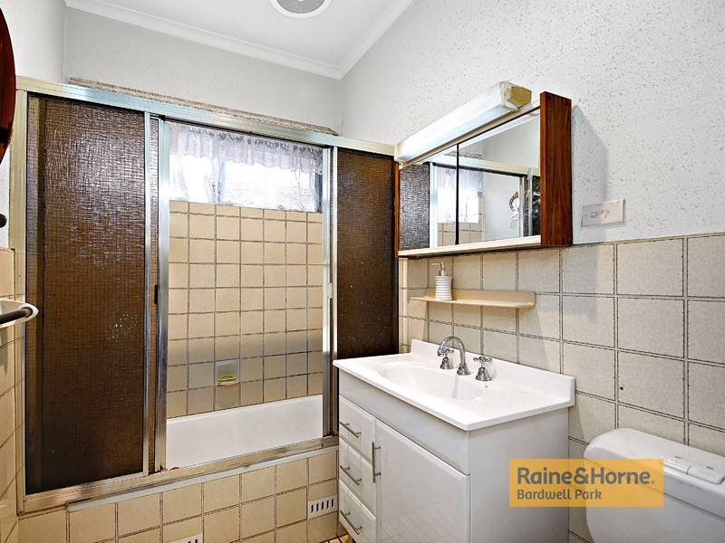 33A Arthur Street, Punchbowl NSW 2196