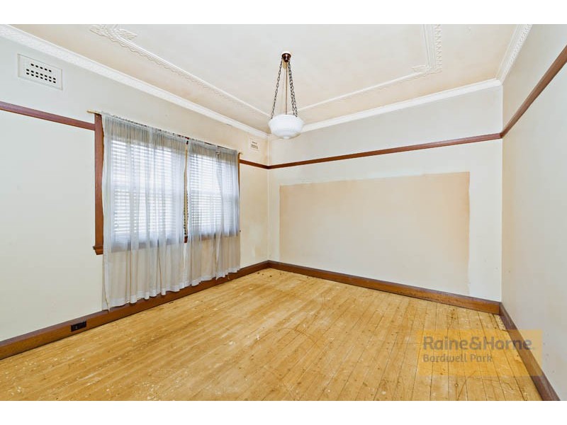 15 Arncliffe Road, Earlwood NSW 2206