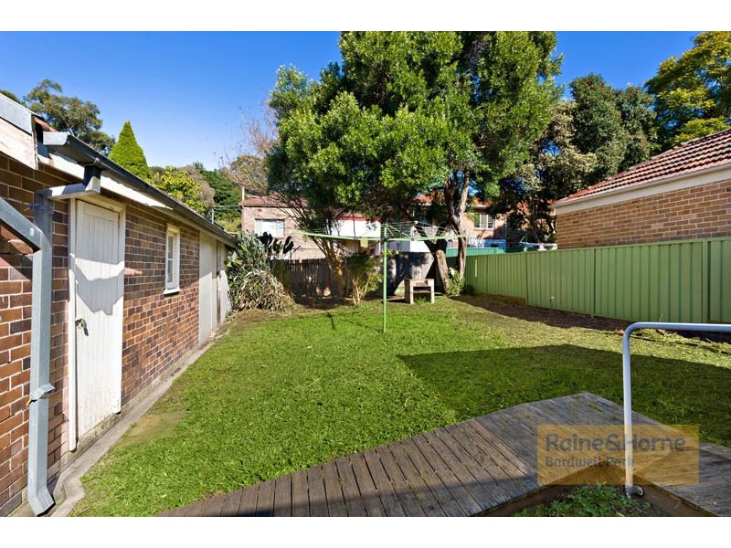15 Arncliffe Road, Earlwood NSW 2206