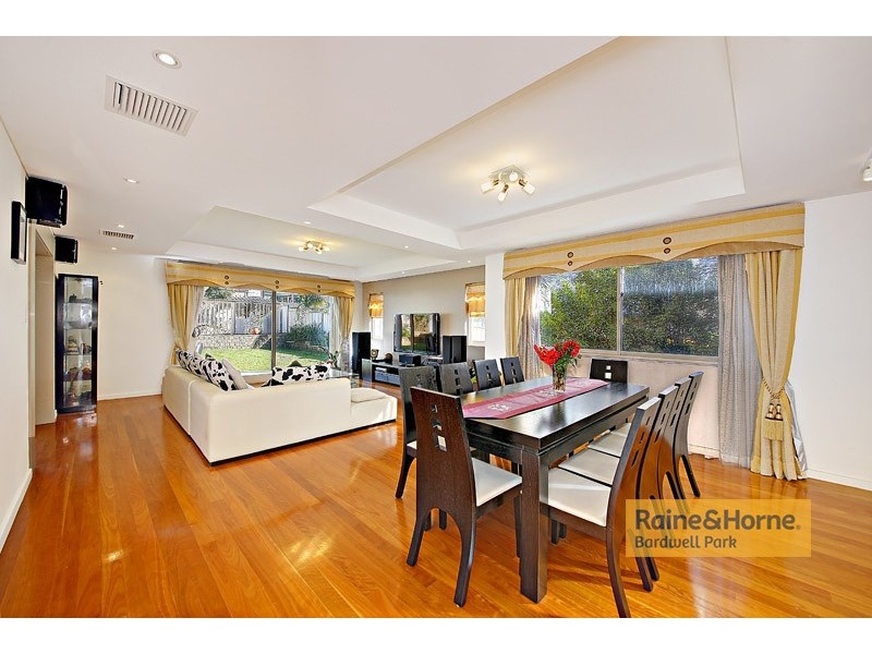 7 Woorail Avenue, Kingsgrove NSW 2208