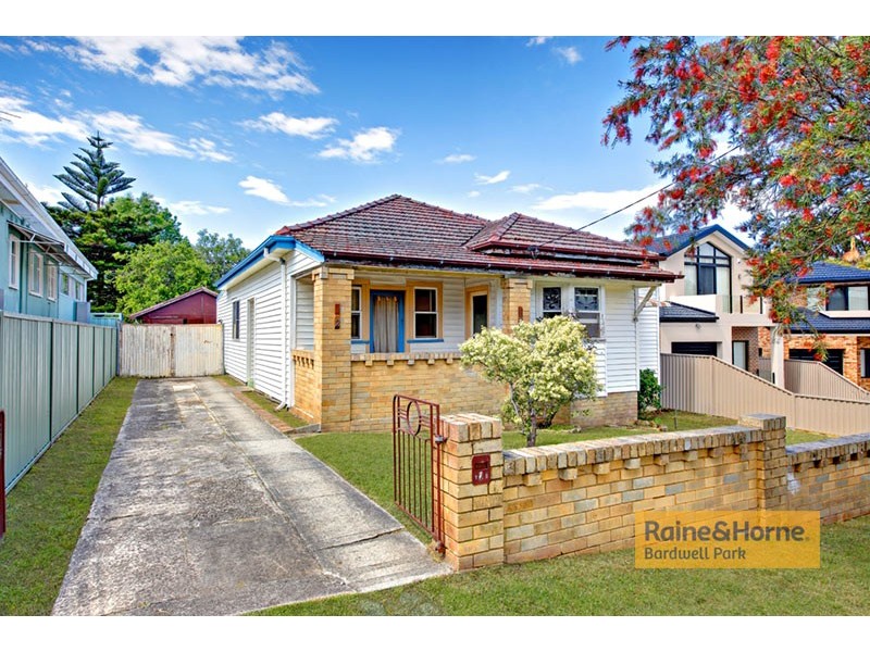 2 Homedale Avenue, Bexley North NSW 2207