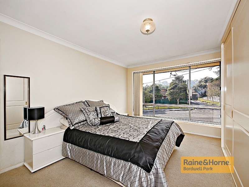 7 Wallendbeen Place, Bardwell Valley NSW 2207