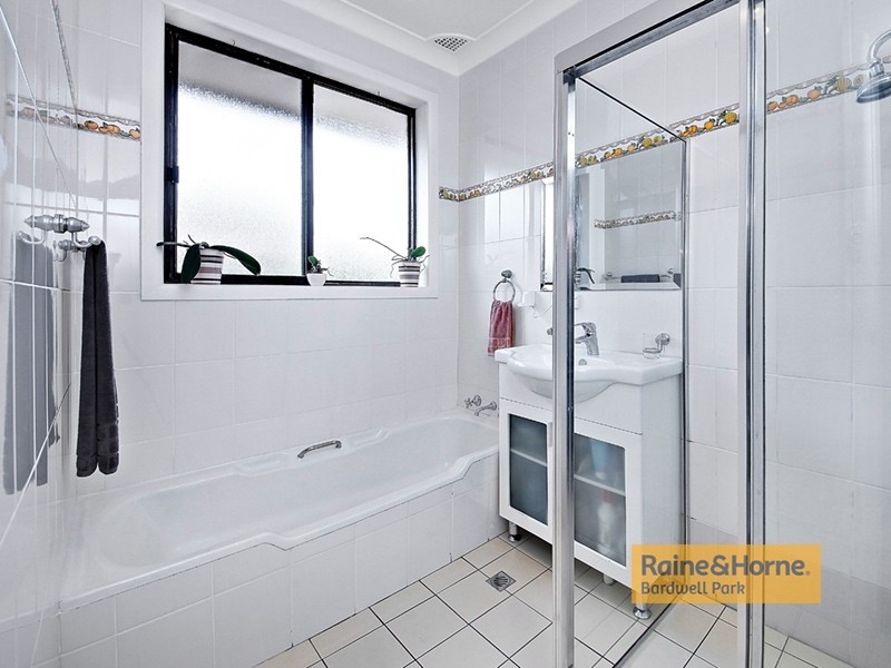 2/56 Regent Street, Bexley NSW 2207