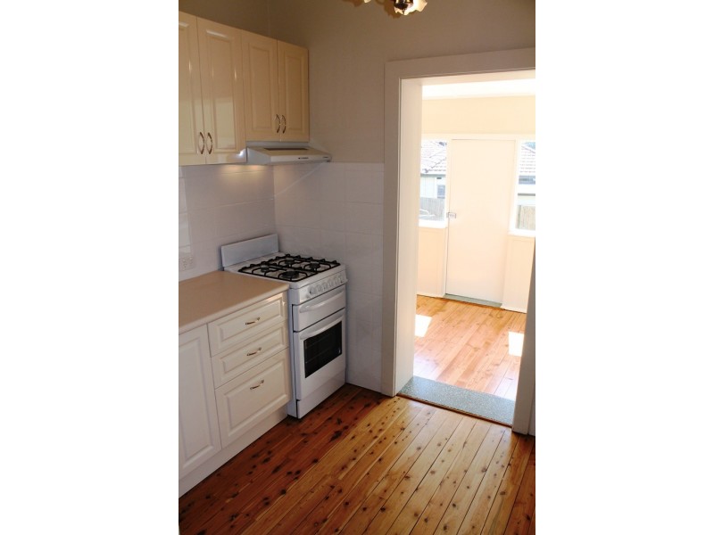 10 Renown Avenue, Oatley NSW 2223