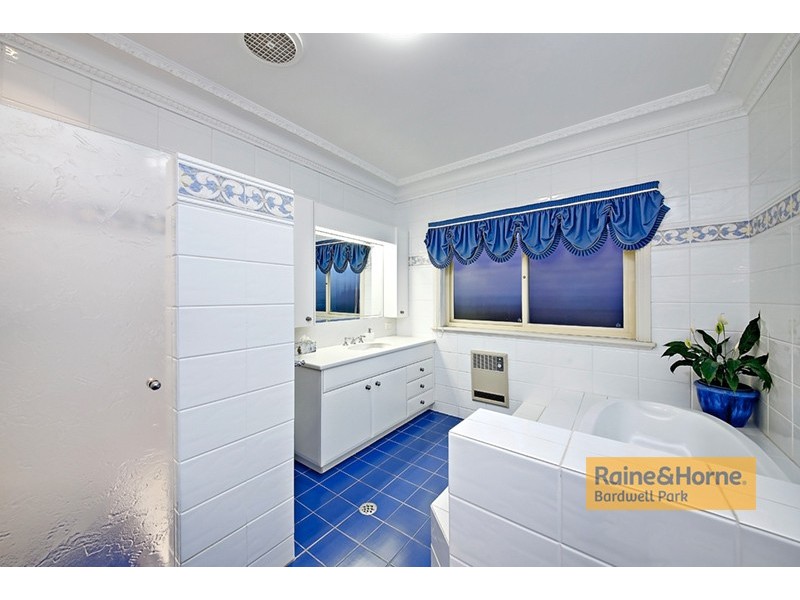 98 Bayview Avenue, Earlwood NSW 2206