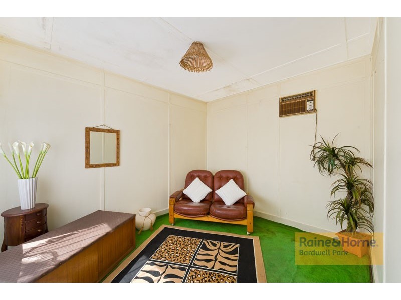 43 Cook Street, Turrella NSW 2205