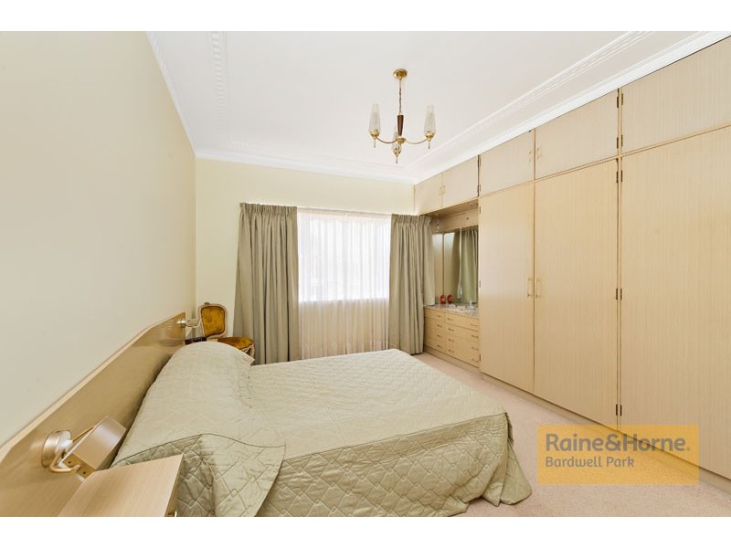 72 Barnsbury Grove, Bardwell Park NSW 2207