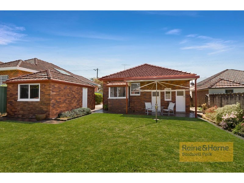 72 Barnsbury Grove, Bardwell Park NSW 2207