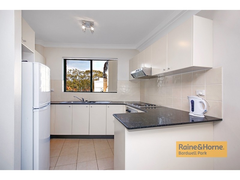 10/22-24 Sarsfield Circuit, Bexley North NSW 2207