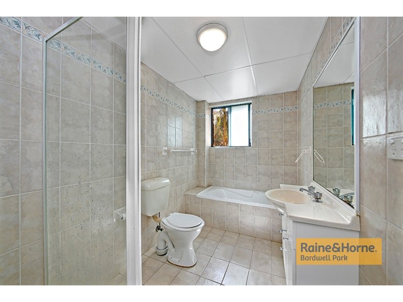 10/22-24 Sarsfield Circuit, Bexley North NSW 2207