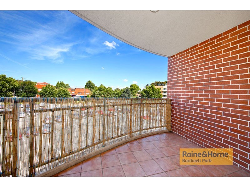 10/22-24 Sarsfield Circuit, Bexley North NSW 2207