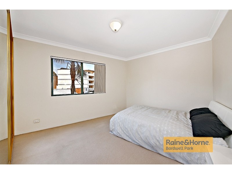 10/22-24 Sarsfield Circuit, Bexley North NSW 2207