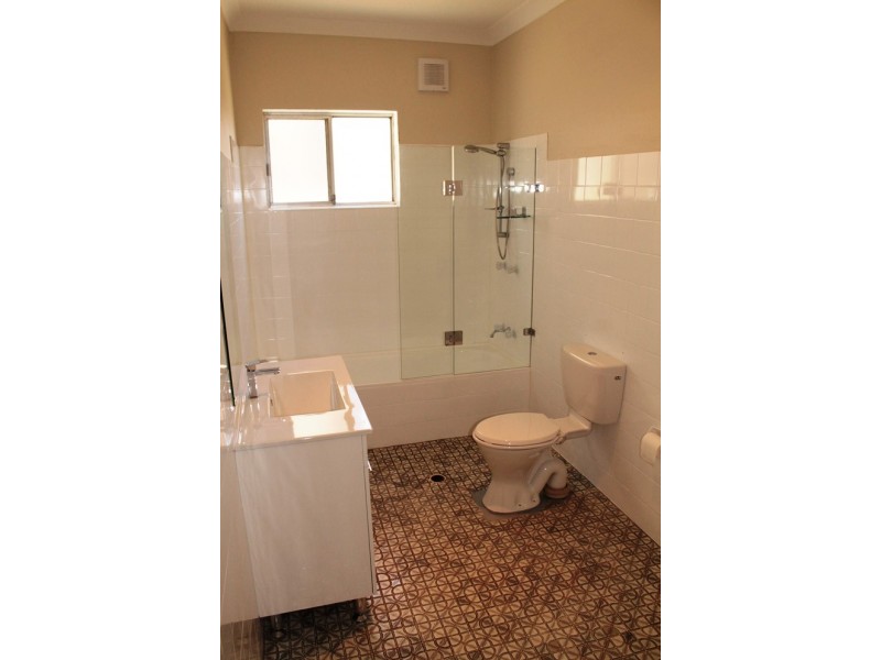 23 Dreadnought Street, Roselands NSW 2196