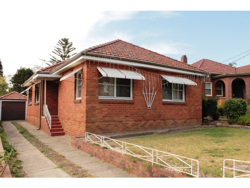 19 Moore Street, Bardwell Park NSW 2207