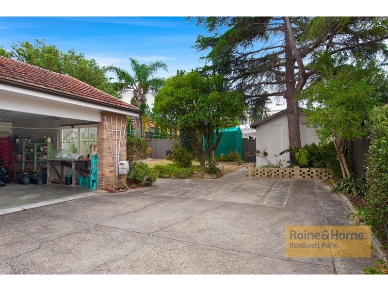 61 Kitchener Avenue, Earlwood NSW 2206