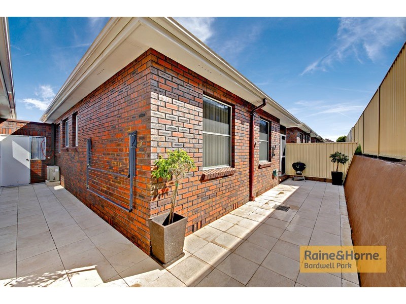 2/137 Queen Victoria Street, Bexley NSW 2207