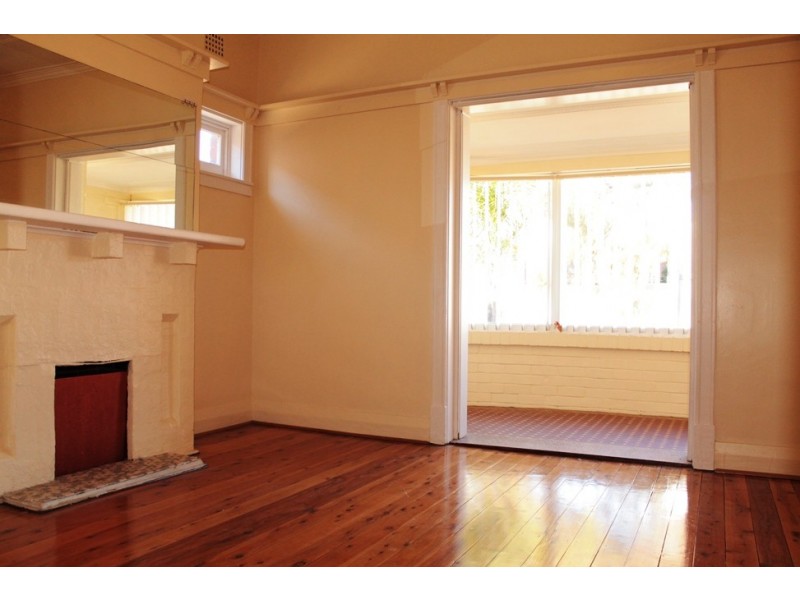 31 Kitchener Avenue, Earlwood NSW 2206