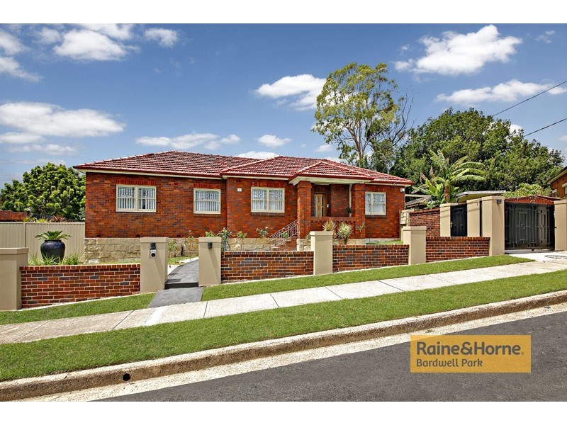 24 Baringa Road, Earlwood NSW 2206